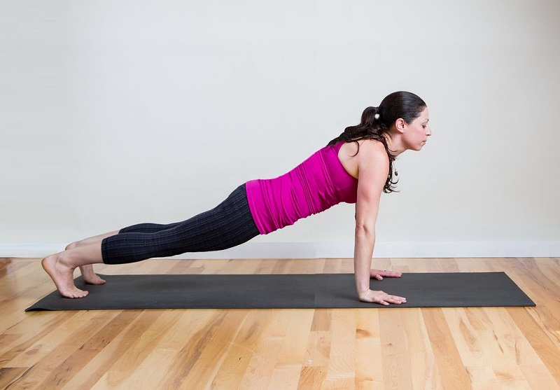posture-of-the-plank-yoga-to-improve-the-life-sexual-1