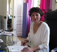 Cancer et travail : Dominique Bertinotti est-elle un exemple à suivre ?