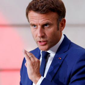 20 ans après Ilan Halimi, Emmanuel Macron prend une décision radicale qui vise directement les élus