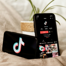 La playlist Tiktok France mai 2025 : les sons les plus viraux du moment