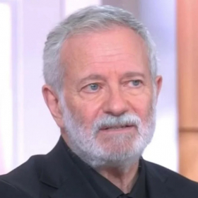 “Mon problème, c’est que je ne partage rien” : l’aveu troublant de Francis Huster sur sa façon d’aimer