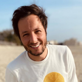 “Tu me sors de ma forêt” : Vianney quitte sa cabane et annonce un retour très attendu sur scène