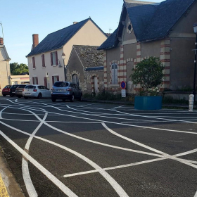 Cette route française aux lignes étranges devient virale sur les réseaux