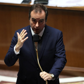 Hausse des carburants : la réponse très ferme de Sébastien Lecornu qui fait réagir dans l’hémicycle