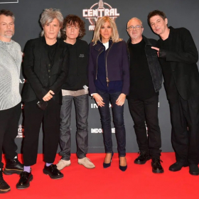 Brigitte Macron fait sensation au concert d’Indochine : une sortie en solo très remarquée
