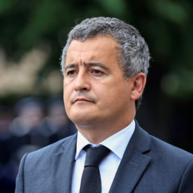 Un seul appartement et un crédit lourd : ce choix de Gérald Darmanin qui intrigue