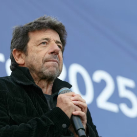 Patrick Bruel accusé : « Il n’a jamais outrepassé un refus », la réponse ferme de son avocat