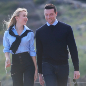 “Deal ou idylle ?” : la question qui s’impose sur le couple Bardella et la princesse
