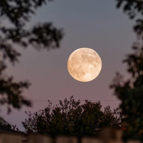 Pleine lune en Verseau du 9 août 2025 : ces 5 signes astrologiques vont en ressentir tous les bienfaits