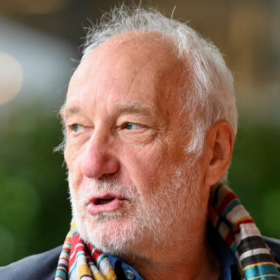 François Berléand, fier de ses jumelles de 16 ans qui choisissent une voie loin du cinéma