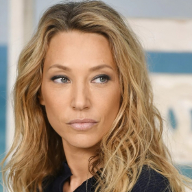Laura Smet refuse les “conneries” autour de Johnny : nouveau tacle au biopic de Laeticia Hallyday