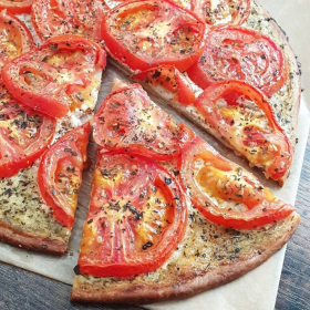 La recette de la tarte fine à la tomate facile, rapide et parfaite pour l'été