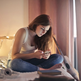 8 signes que vous souffrez de vamping, cette insomnie des hyperconnectés