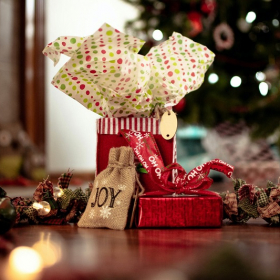 10 conseils malins pour économiser sur vos cadeaux de Noël