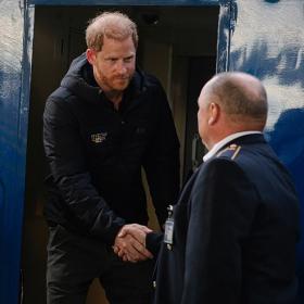 Le prince Harry effectue une visite surprise en Ukraine pour soutenir les soldats blessés