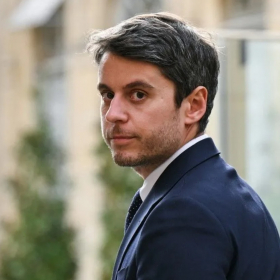 Gabriel Attal : cette photo inattendue qui fait fondre les internautes et déclenche une vague de réactions