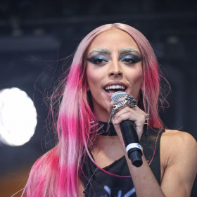 Léa Salamé embarrasse Marion Cotillard : Bilal Hassani transforme la séquence en chanson culte et fait le buzz !