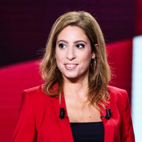 Voici le salaire astronomique que Léa Salamé a refusé chez BFMTV pour présenter le JT de France 2