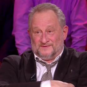 "Une sale période" : Benoît Poelvoorde se confie sur son combat contre la dépression auprès de Léa Salamé