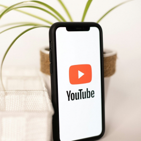 Pourquoi l’Australie va interdire YouTube aux moins de 16 ans