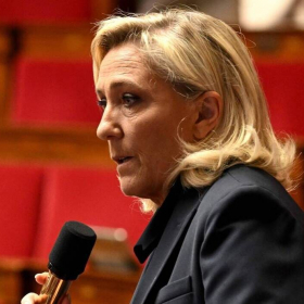 « C’est une immense victoire ! » : Marine Le Pen exulte et appelle les Français à “amplifier la dynamique”