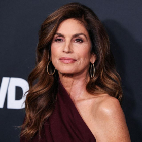 Cindy Crawford : sa routine matinale de deux heures trente enflamme les réseaux