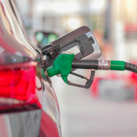 TotalEnergies affiche +51 % de bénéfice : ce chiffre qui tombe au pire moment pour les automobilistes