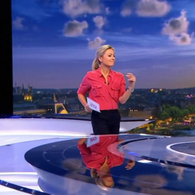 Anne‑Sophie Lapix quitte le JT de 20h en beauté… et danse en direct