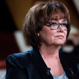 « Alias Benito » : pourquoi Nathalie Saint-Cricq a été suspendue une semaine par France Télévisions après ses propos sur Éric Ciotti