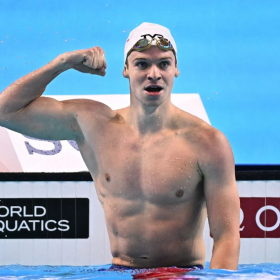 Mondiaux de natation : Léon Marchand en or, la preuve d’une technique en constante évolution