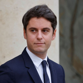 Gabriel Attal et sa chienne Volta : cette photo inattendue qui fait fondre Instagram