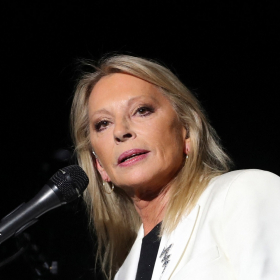 Véronique Sanson brisée par sa rupture avec Michel Berger : le plus grand regret de sa vie