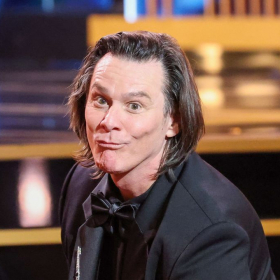 "C'est flagrant" : pourquoi la théorie du faux Jim Carrey aux César devient virale