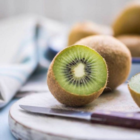 Voilà pourquoi vous devriez manger la peau des kiwis