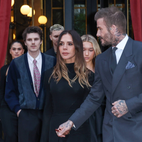 Victoria Beckham réagit au message de Harper pour Brooklyn : ce détail qui intrigue