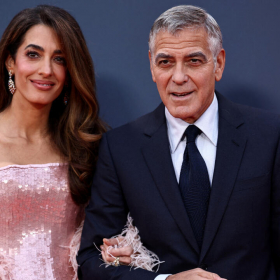 Le message caché derrière la naturalisation française de George Clooney