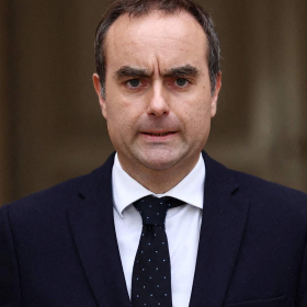 Sébastien Lecornu recadre Charles Alloncle : cette phrase qui refroidit déjà le débat sur France Télévisions