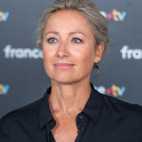 “Une semaine à emmerdes” : les mots forts de Delphine Ernotte après le départ d'Anne-Sophie Lapix