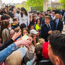 Diffusées à la télévision, ces images d’Emmanuel Macron à Montluçon dévoilent une journée bien différente de ce qui était prévu