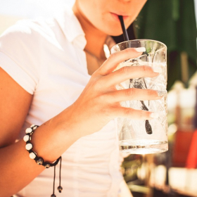 4 choses à ne surtout pas faire pour se rafraîchir quand il fait chaud