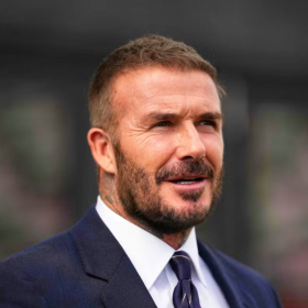 Face au silence de son fils, David Beckham sort du silence avec un message bouleversant