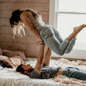 7 façons de faire la différence entre amour et attachement