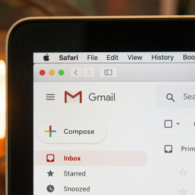 Une centaine de salariés d’une banque apprennent leur licenciement par simple e-mail