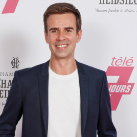 Jean-Baptiste Marteau face à Léa Salamé : ce que la journaliste lui envoie quand il présente le 20 heures