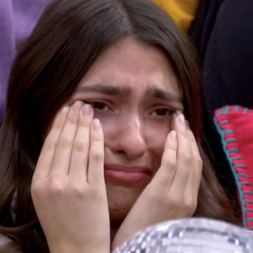 Star Academy, "J’y arrive pas…" : paralysée par la peur, Ema font en larmes et émeut le public