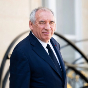 « Il y a des sujets tabous que le Premier ministre évite soigneusement et nous allons en parler ce soir »