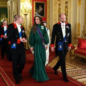 Ce geste très attendu de Kate Middleton dès l’arrivée du président nigérian intrigue déjà