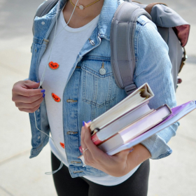 Plus de 3 200 euros en moyenne : voici le vrai prix de la rentrée pour un étudiant non boursier