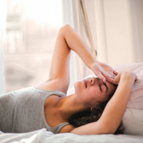 5 choses simples et naturelles à faire pour se rendormir vite quand on se réveille la nuit