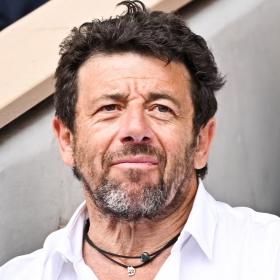 Devant l’hôtel de Patrick Bruel, cette action dans le Vaucluse donne une nouvelle ampleur à l’affaire